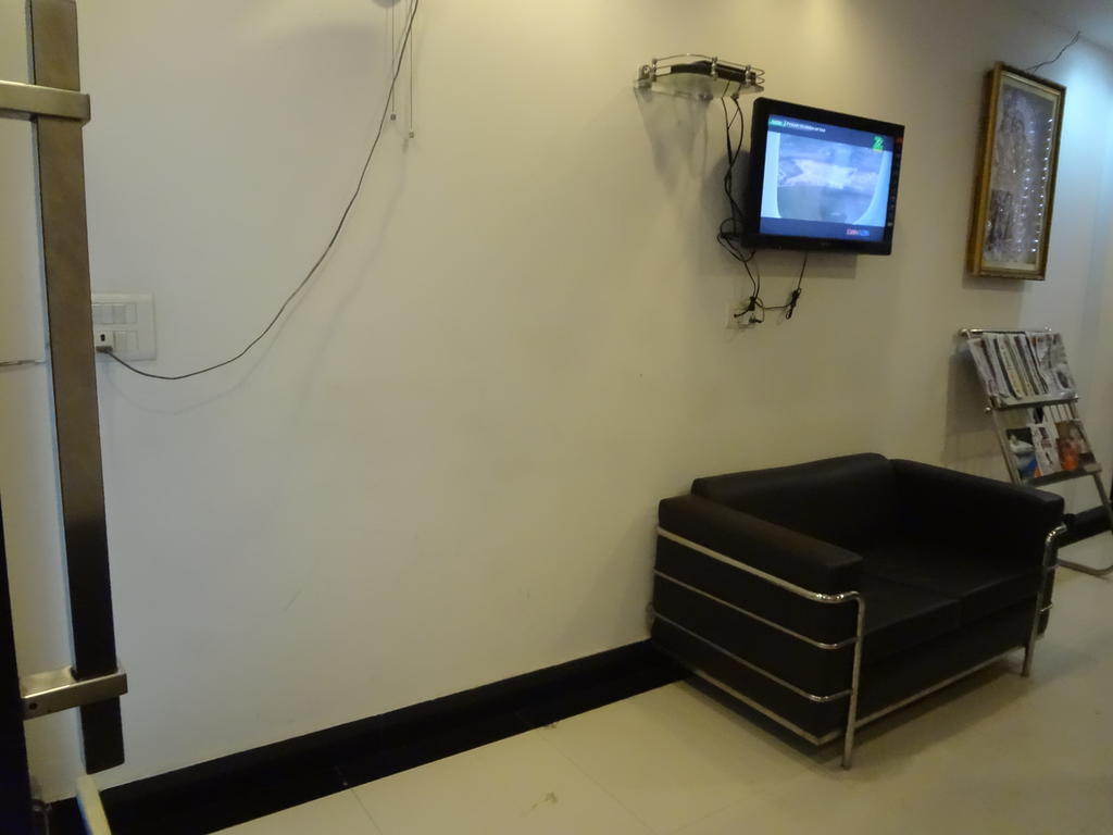 Hotel Siam International Delhi  Bagian luar foto