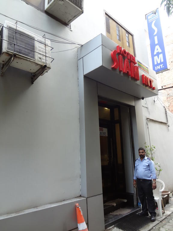 Hotel Siam International Delhi  Bagian luar foto